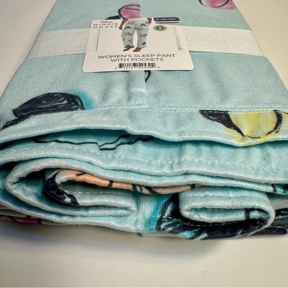 NWT. Mickey Mouse Women’s Print Sleep Pants, Size 2X. - Picture 4 of 13